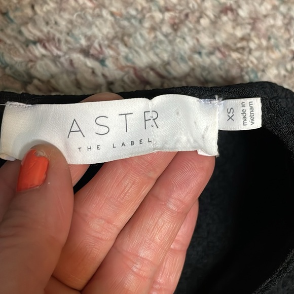 Astr the label wide leg jumpsuit - Picture 2 of 10